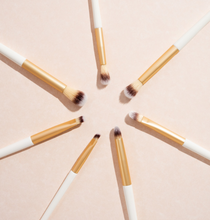 Load image into Gallery viewer, Iconic Nudes 7 Piece Brush Set