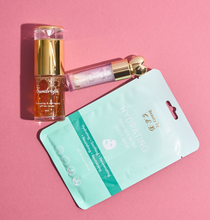 Load image into Gallery viewer, TikTok Glow Bundle XO Lip Oil - Limited Edition
